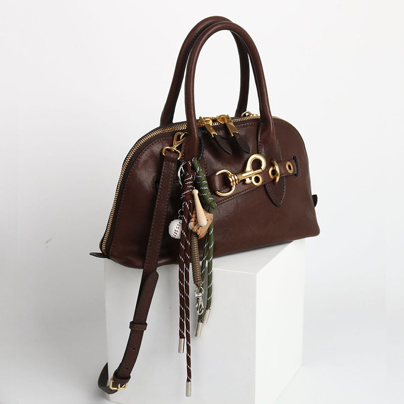 Women's Vintage Leather Shell-Shaped Handbag