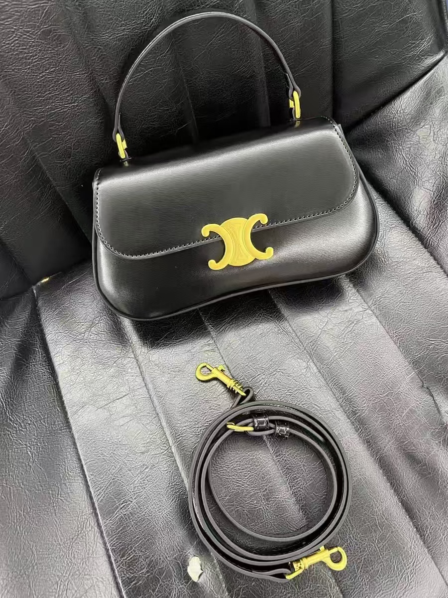 Women's Vintage Leather Triomphe Clasp Top Handle Crossbody Bag photo review