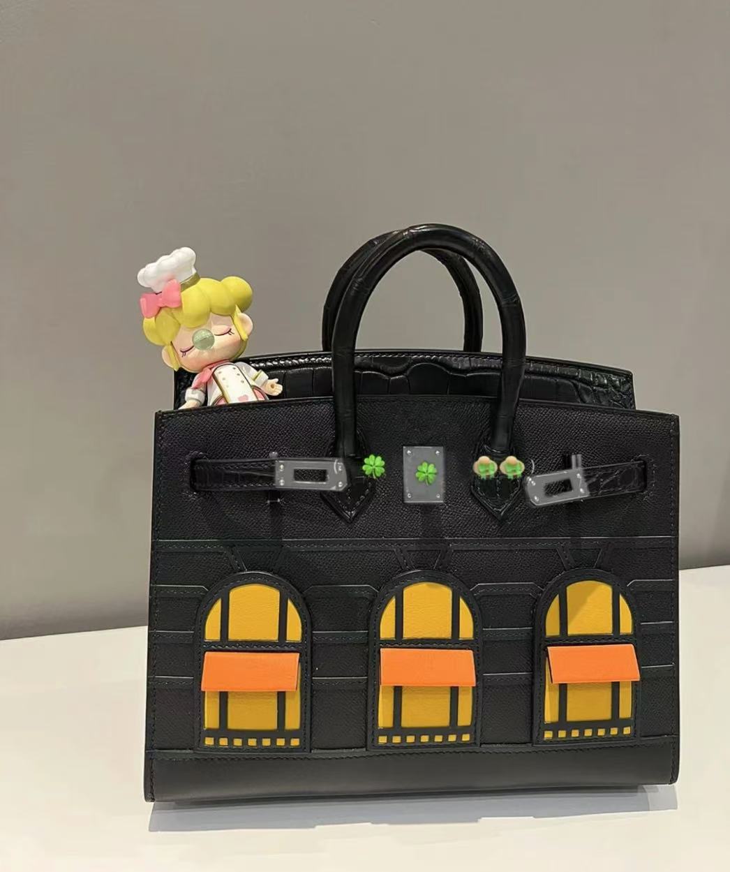 Women's Genuine Leather HOUSE Top Handle Bags photo review