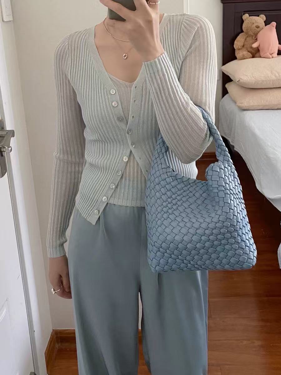 Minimalistische Hobo-Tasche aus gewebtem PU-Material für Frauen photo review