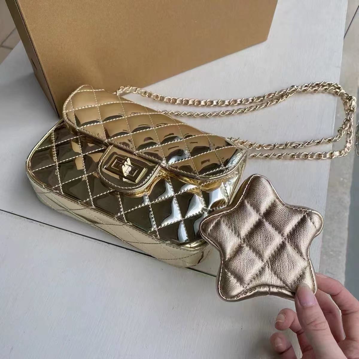 Women's Quilted Genuine Leather Chain Lock Buckle Crossbody Shoulder Bag In Minimalist photo review