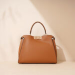 Minimalistische Damen Leder Twist-Lock Crossbody Handtasche