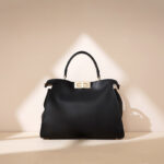 Minimalistische Damen Leder Twist-Lock Crossbody Handtasche