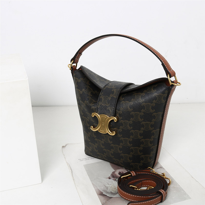 Sac à main vintage en cuir véritable Triomphe à fermoir pour femmes