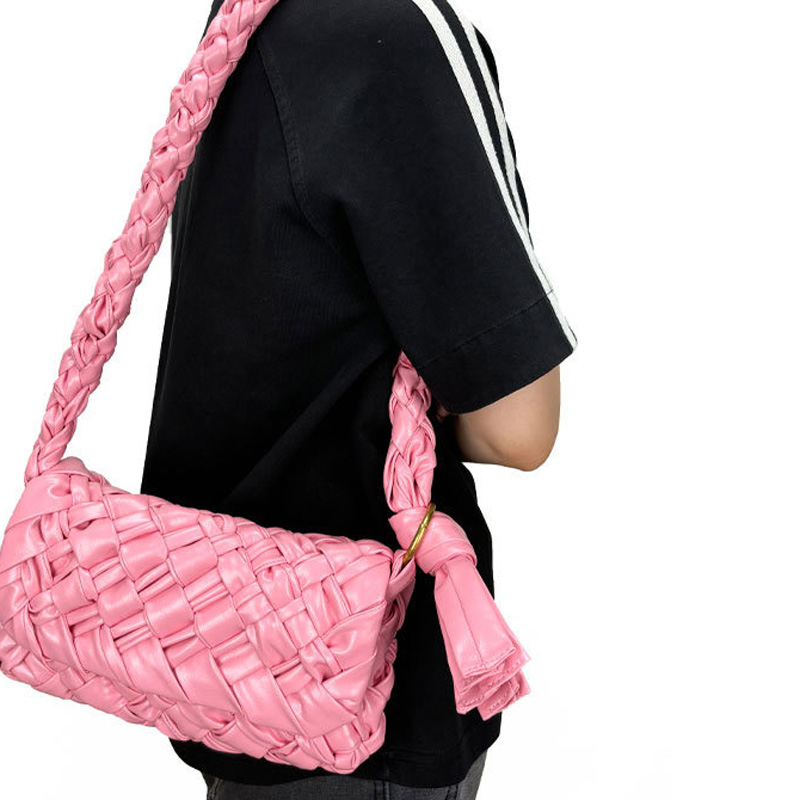 Women's Woven Waxed Genuine Leather Pleated Shoulder Bag