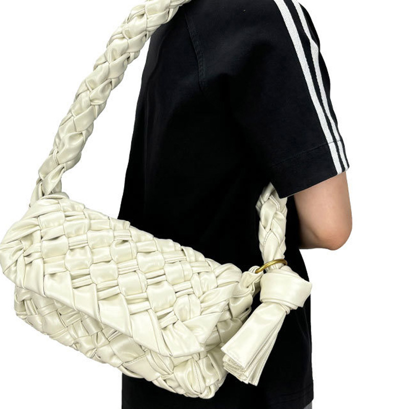 Women's Woven Waxed Genuine Leather Pleated Shoulder Bag