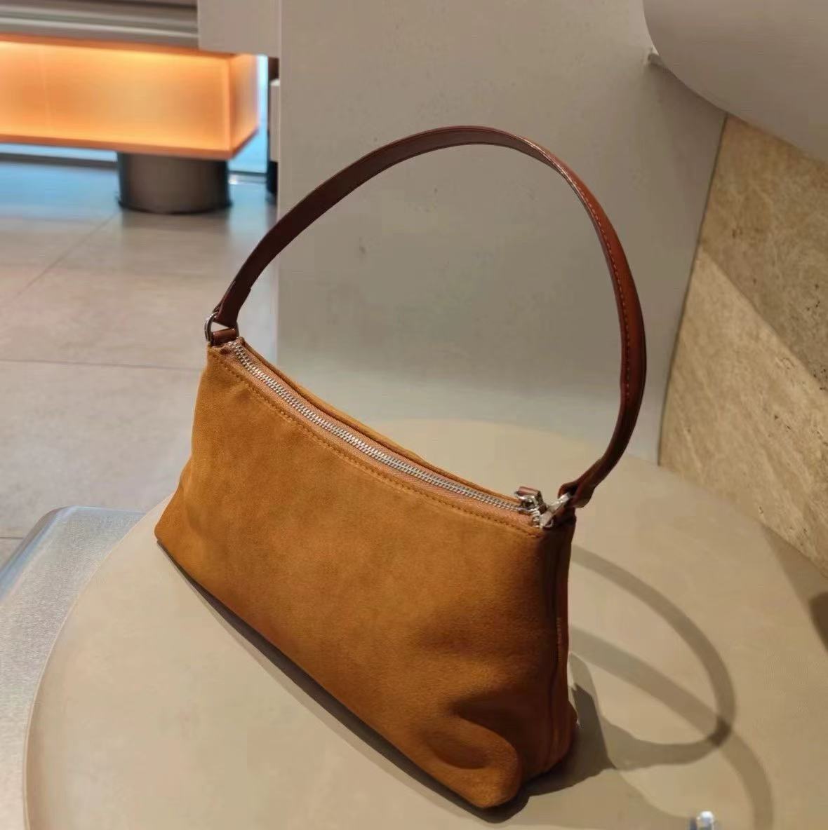 Women's Shoulder Bags in Cowhide Suede Leather photo review