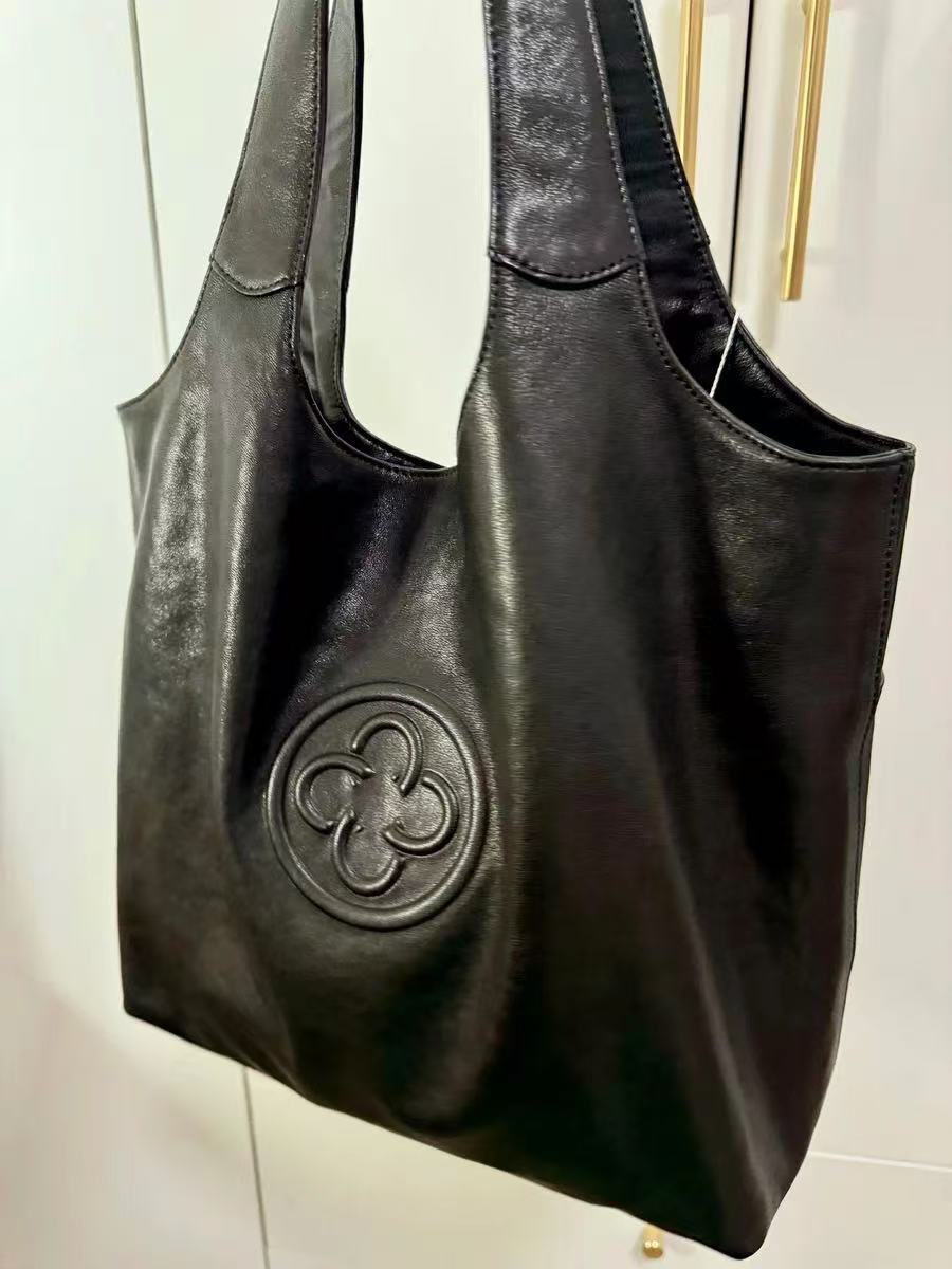 Sac hobo à bandoulière en cuir véritable pour femmes photo review