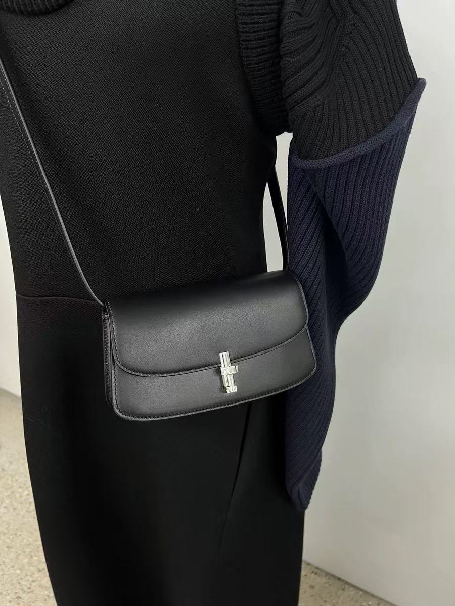 Women's Vintage Genuine Leather Lock Buckle Crossbody Shoulder Handbags photo review