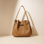 Sac à bandoulière en cuir véritable avec cordon de serrage pour femmes