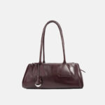 Minimalistische Baguette-Tasche aus echtem Leder in Kissenform für Damen