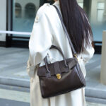 Sac à main Vintage en cuir véritable à fermoir pour femmes