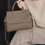 Women's Vintage Genuine Leather Magnetic Closure Crossbody Top Handle Bag