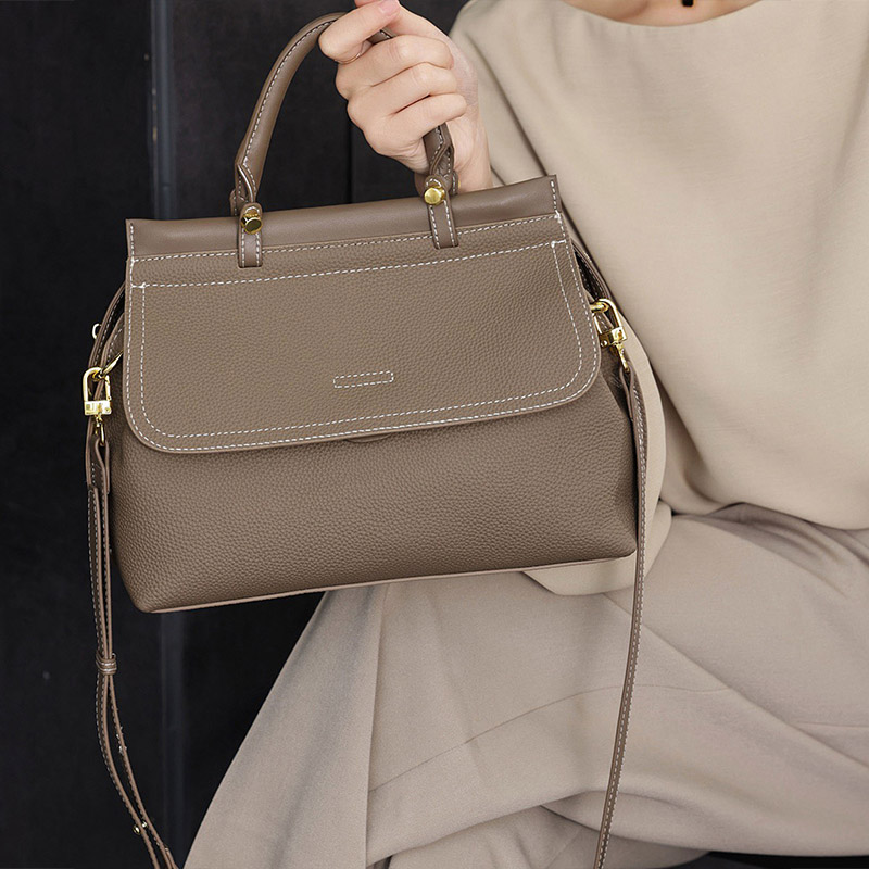 Women's Vintage Genuine Leather Magnetic Closure Crossbody Top Handle Bag