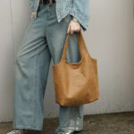 Sac hobo à bandoulière en cuir véritable pour femmes