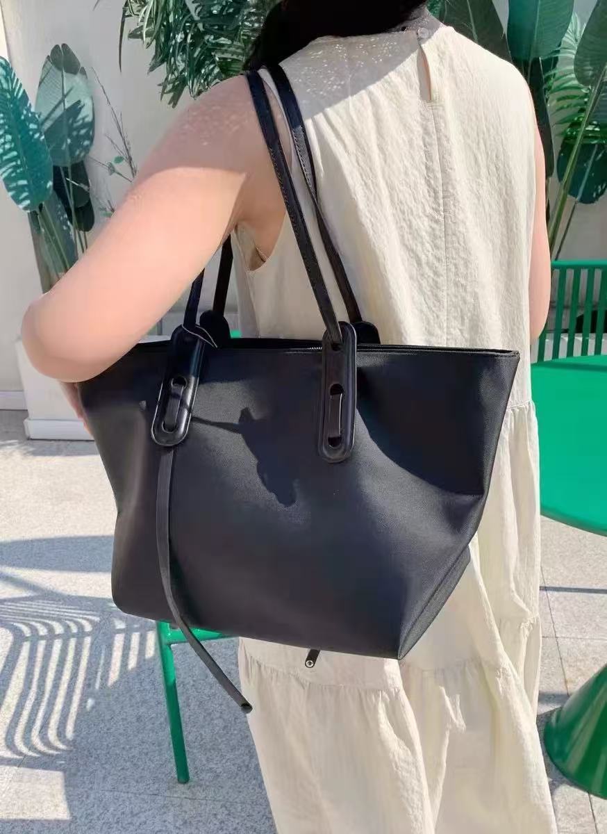 Sacs fourre-tout noirs imperméables en tissu Oxford pour femmes photo review