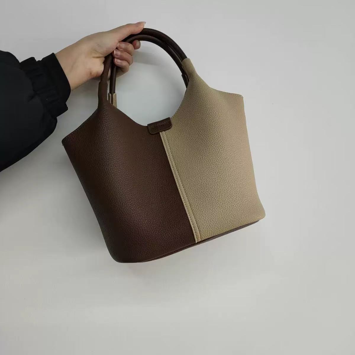 Tote Tasche aus echtem Leder mit Farbblock-Design für Damen photo review