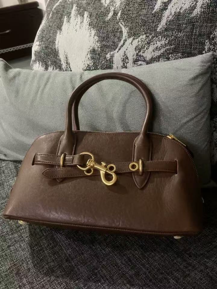 Women's Vintage Genuine Leather Shell-Shaped Top Handle Bag photo review
