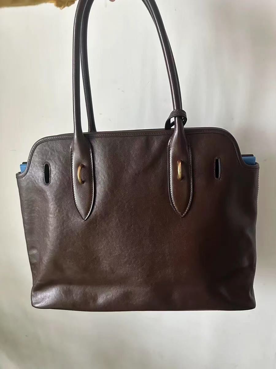 Women's Vintage Genuine Leather Tote Bag With Drawstring Buckle photo review