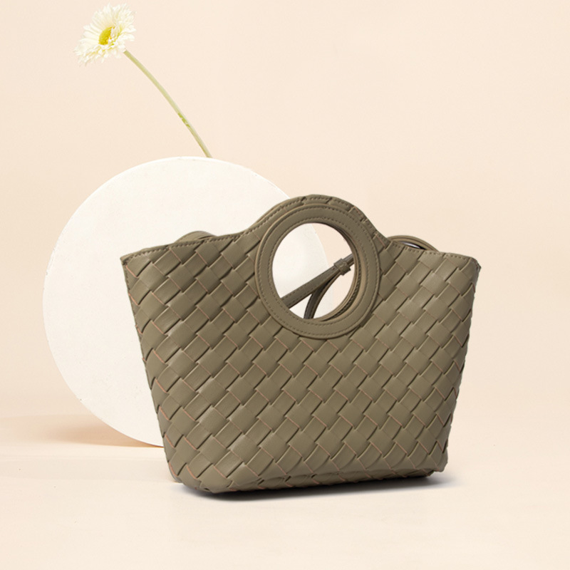 Minimalistische geflochtene Leder Umhängetasche mit rundem Griff für Frauen