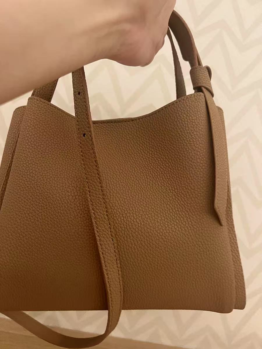 Women's Genuine Leather Crossbody Shoulder Bucket Bag In Minimalist photo review