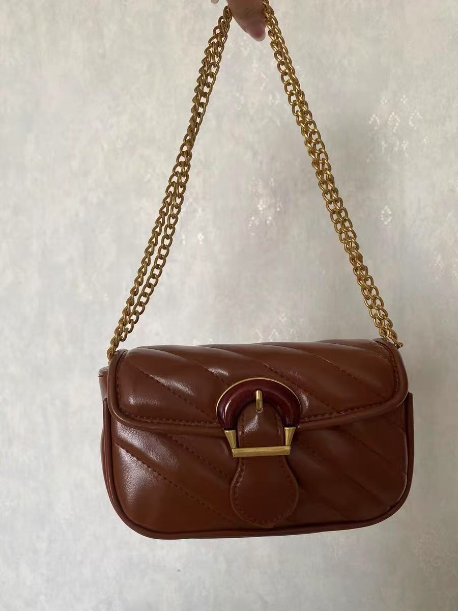 Gesteppte Mini Crossbody Tasche mit Schnalle für Frauen photo review