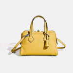 Minimalistische Echtleder Handtasche mit Reißverschluss in Kissenform für Frauen