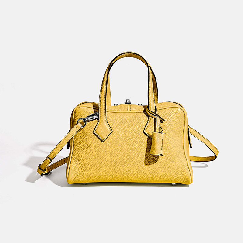 Minimalistische Echtleder Handtasche mit Reißverschluss in Kissenform für Frauen