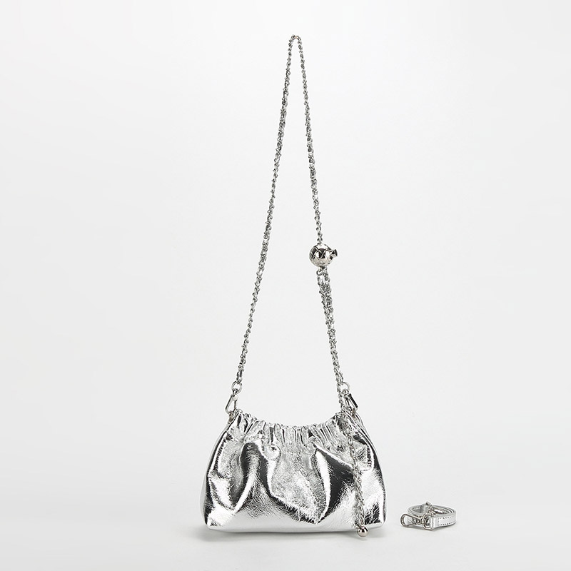 Women's Minimalist Genuine Leather Ruched Cloud-Shaped Crossbody Chain Bag