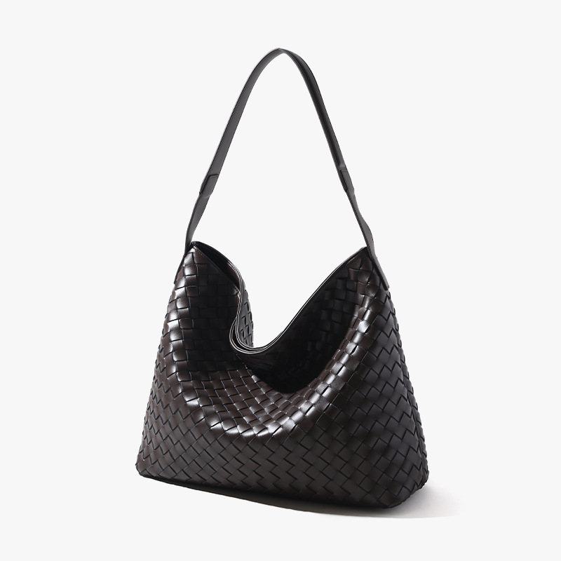 Women's Minimalist Woven Genuine Leather Magnetic Hobo Bag