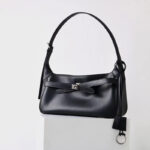 Women's Vintage Leather Lock-Clasp Shoulder Baguette Bag