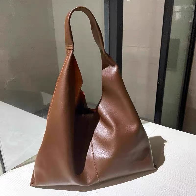 Women's Genuine Leather Minimalist Hobo Bag photo review