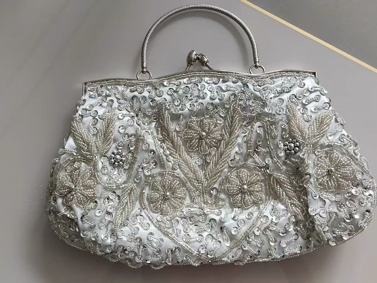 Women's Beaded Sequined Evening Clutch Bags photo review