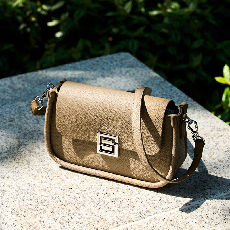 Sac à bandoulière magnétique en cuir véritable pour femmes