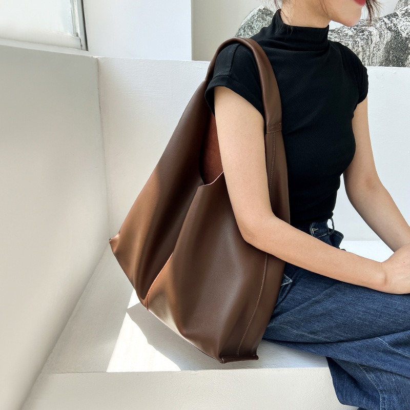 Women's Genuine Leather Minimalist Hobo Bag