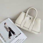 Women's Minimalist Full-Grain Leather handle Tote Bag With Crossbody Strap