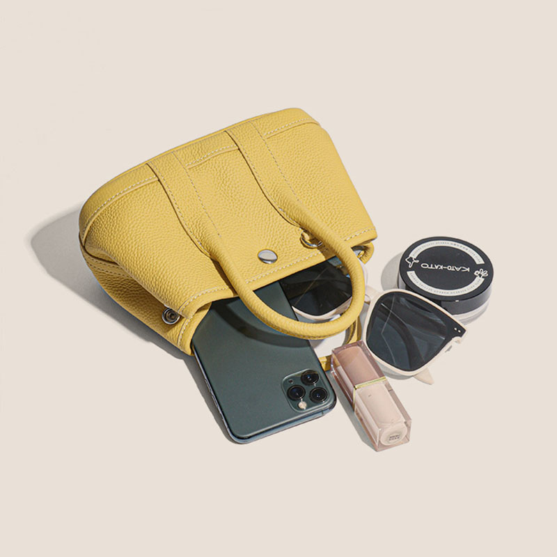 Women's Minimalist Full-Grain Leather handle Tote Bag With Crossbody Strap