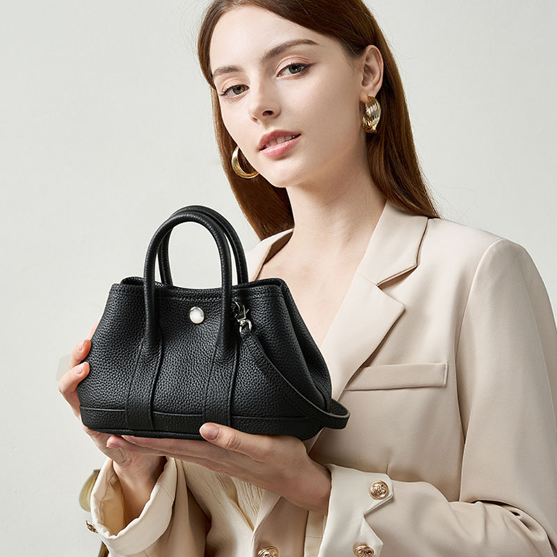 Women's Minimalist Full-Grain Leather handle Tote Bag With Crossbody Strap
