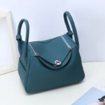 Frauen Top-Grain Leder Kissen Schulter Handtasche In Silber Hardware