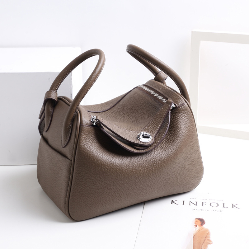 Frauen Top-Grain Leder Kissen Schulter Handtasche In Silber Hardware