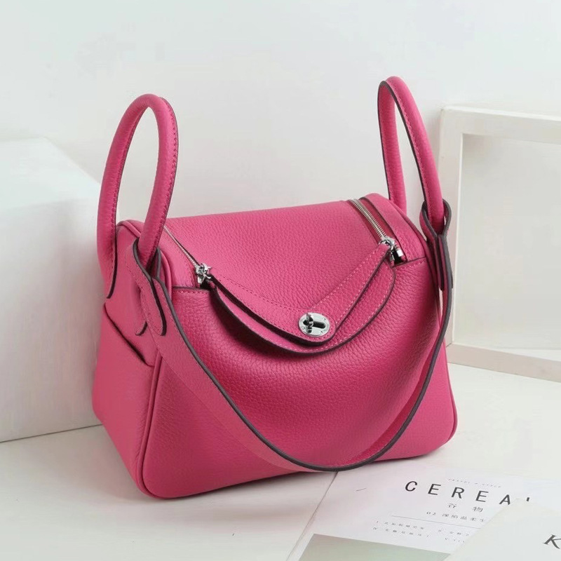 Frauen Top-Grain Leder Kissen Schulter Handtasche In Silber Hardware