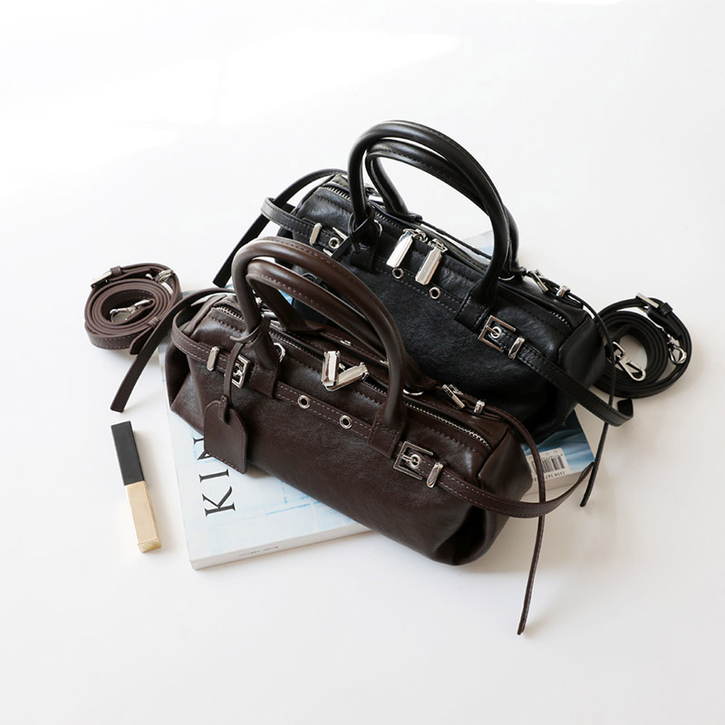 Damen Vintage Echtleder Gürtel verzierte Baguette Tasche mit Reißverschluss