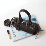 Damen Vintage Echtleder Gürtel verzierte Baguette Tasche mit Reißverschluss