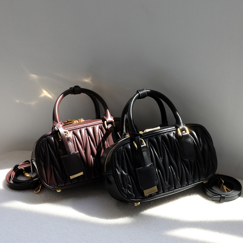 Women's Vintage Lambskin Leather Pleated Bowling Handbag