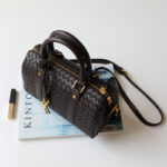 Women's Vintage Woven Genuine Leather Pillow-Shaped Handbag
