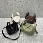 Sac à main en cuir fendu et tissé pour femmes