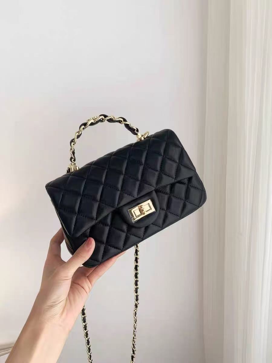 Women's Genuine Leather Lock Closure Quilted Chain Handle Shoulder Bag photo review