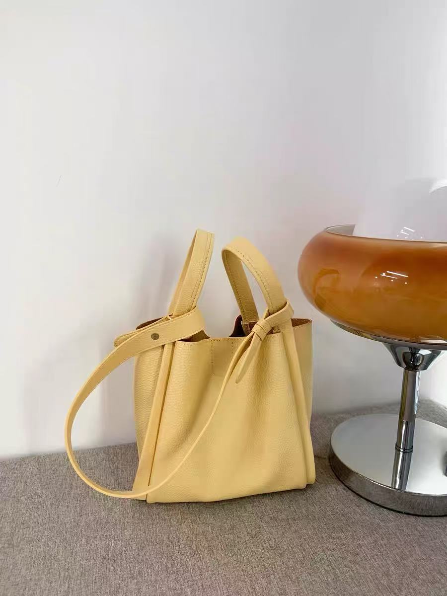 Women's Genuine Leather Shoulder Bucket Handbag photo review