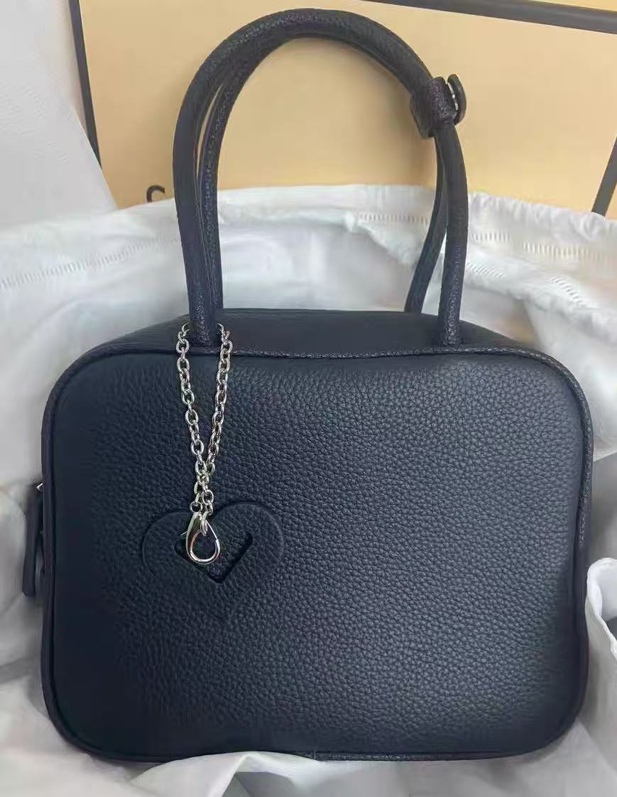 Women's Vintage Leather Crossbody Top Handle Bag photo review