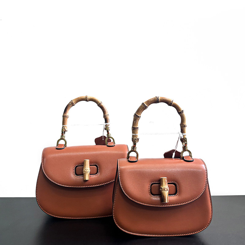 Women's Bamboo Handle Saddle Bag